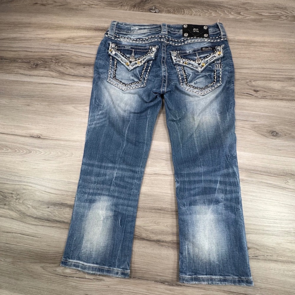 Miss Me Signature Cuffed Capri Jeans Size 27 Medium Wash Embellished JP5755P4 - Picture 15 of 16